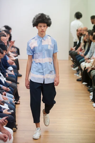 Look 33